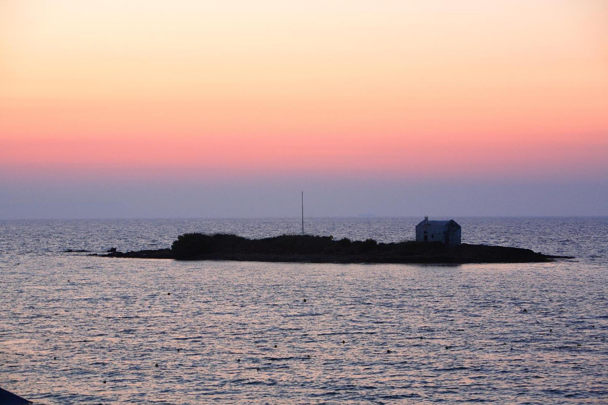 Sirens Beach&village