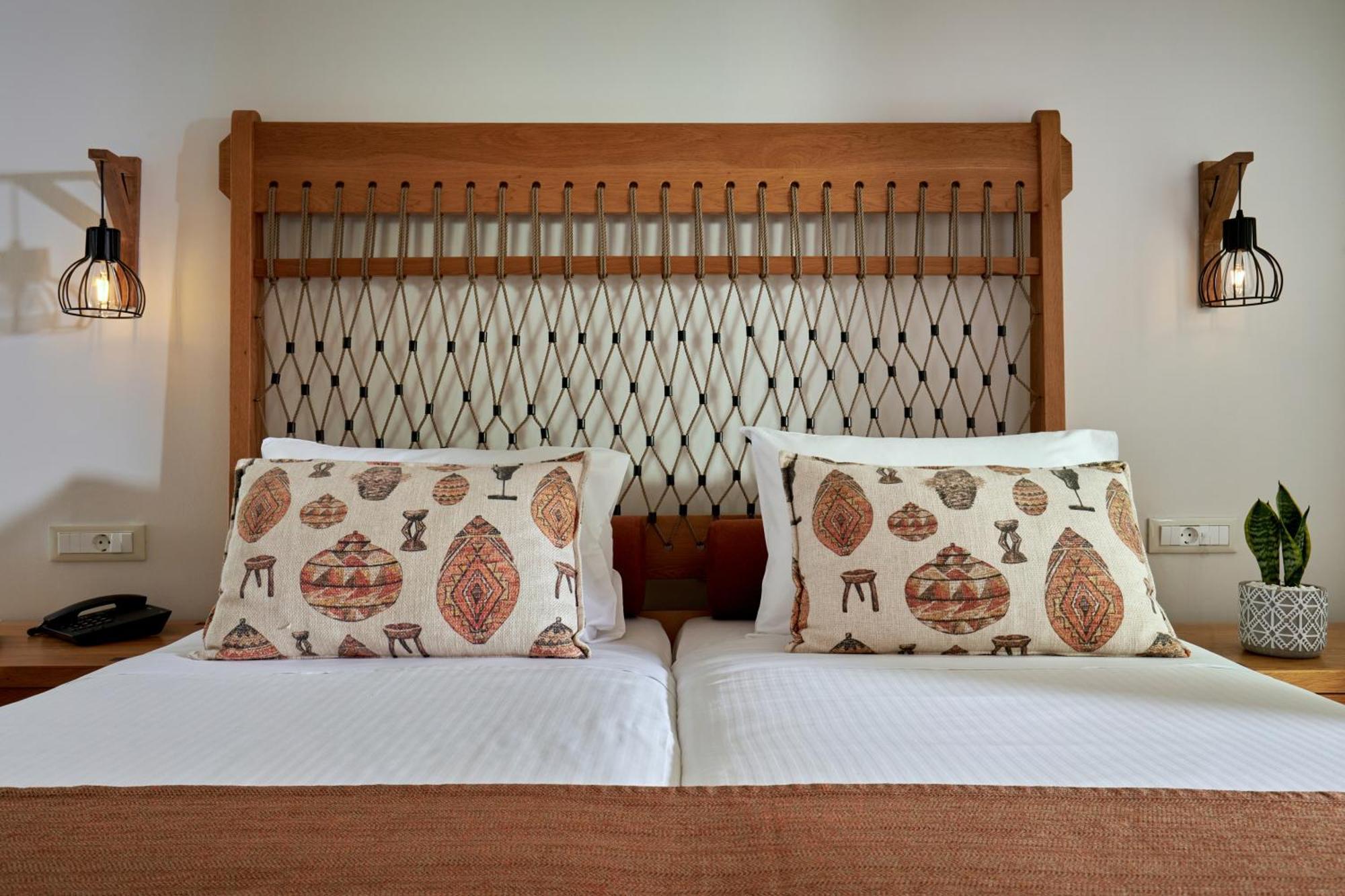 Sirens Beach&village 4* Malia